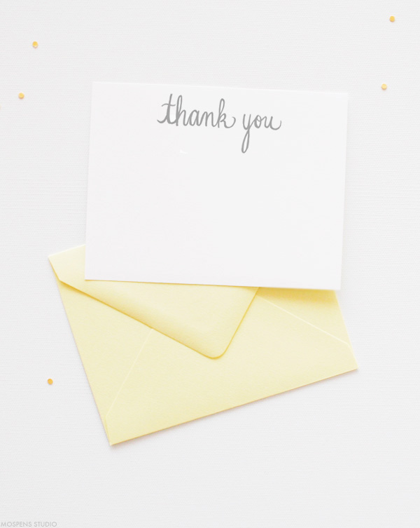 Gray and pastel yellow thank you cards | Mospens Studio