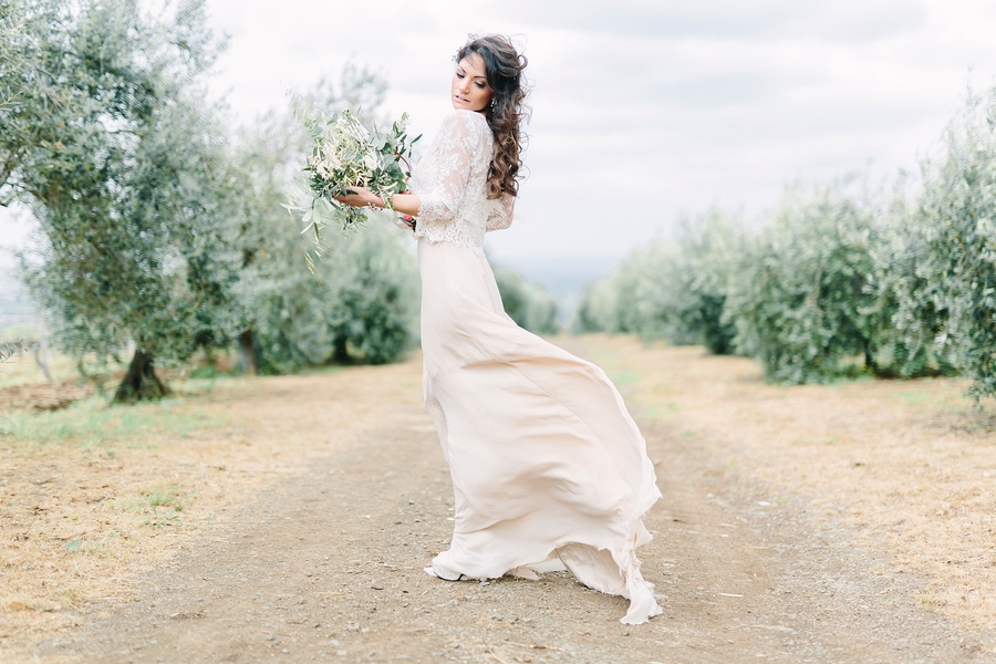 Bohemian Inspired Vineyard Wedding In Rome