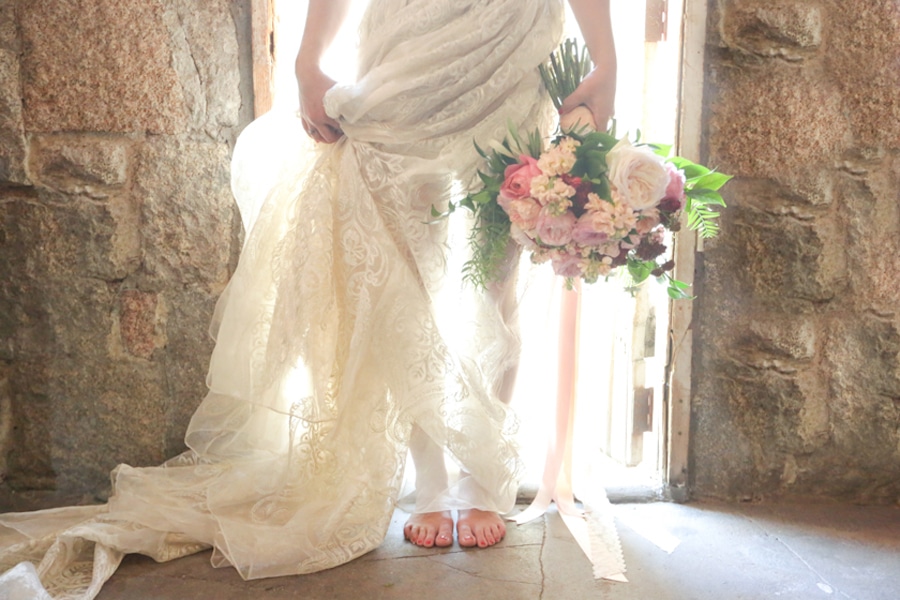 Beautiful boho shabby chic French Romance wedding ideas. Photographer: L Parker Photography - Mospens Studio